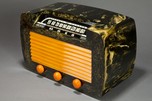 Stewart Warner 62T36 Catalin Radio in Dark Green with Yellow